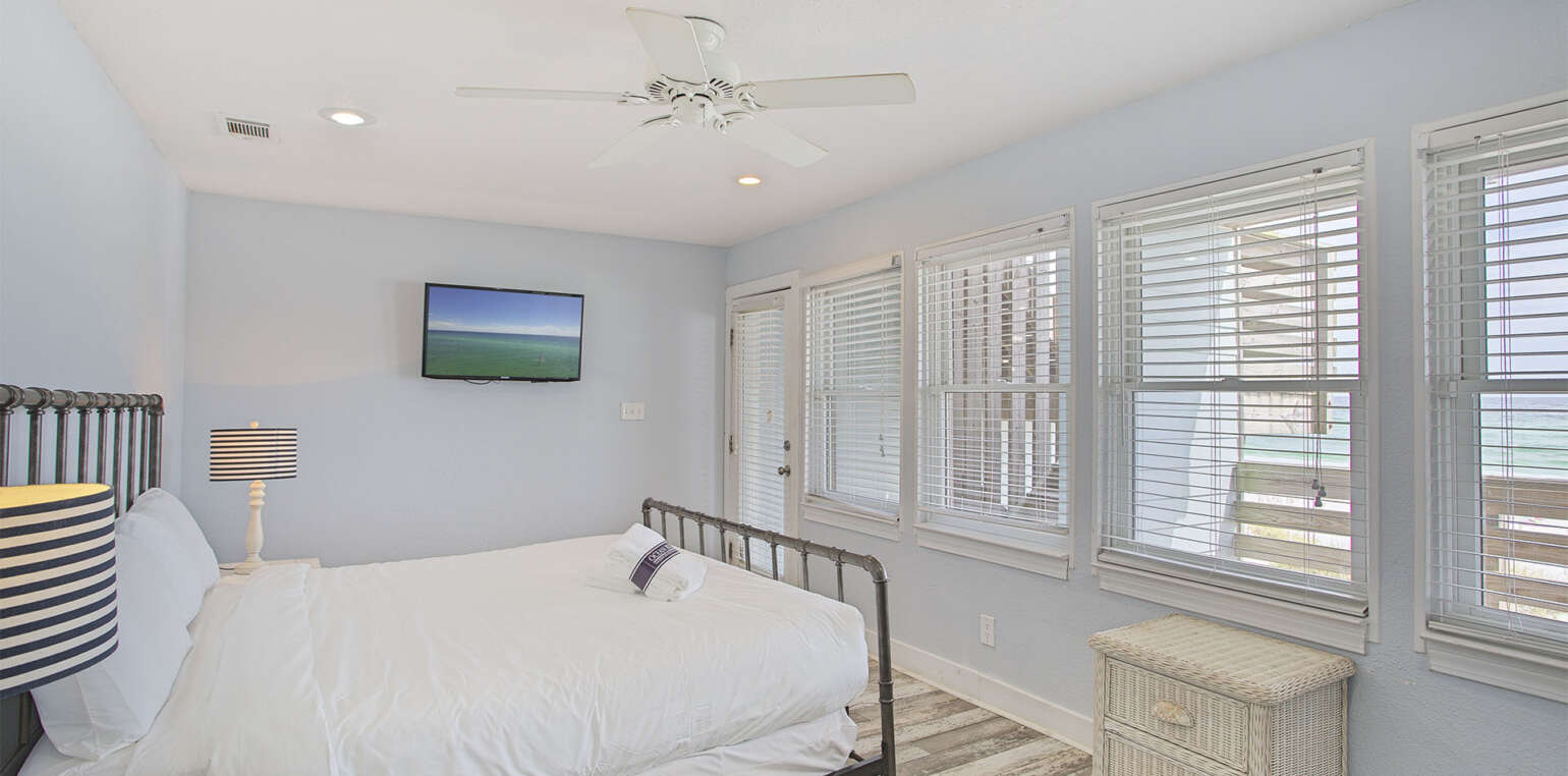 Beach Level Bedroom Destin Florida